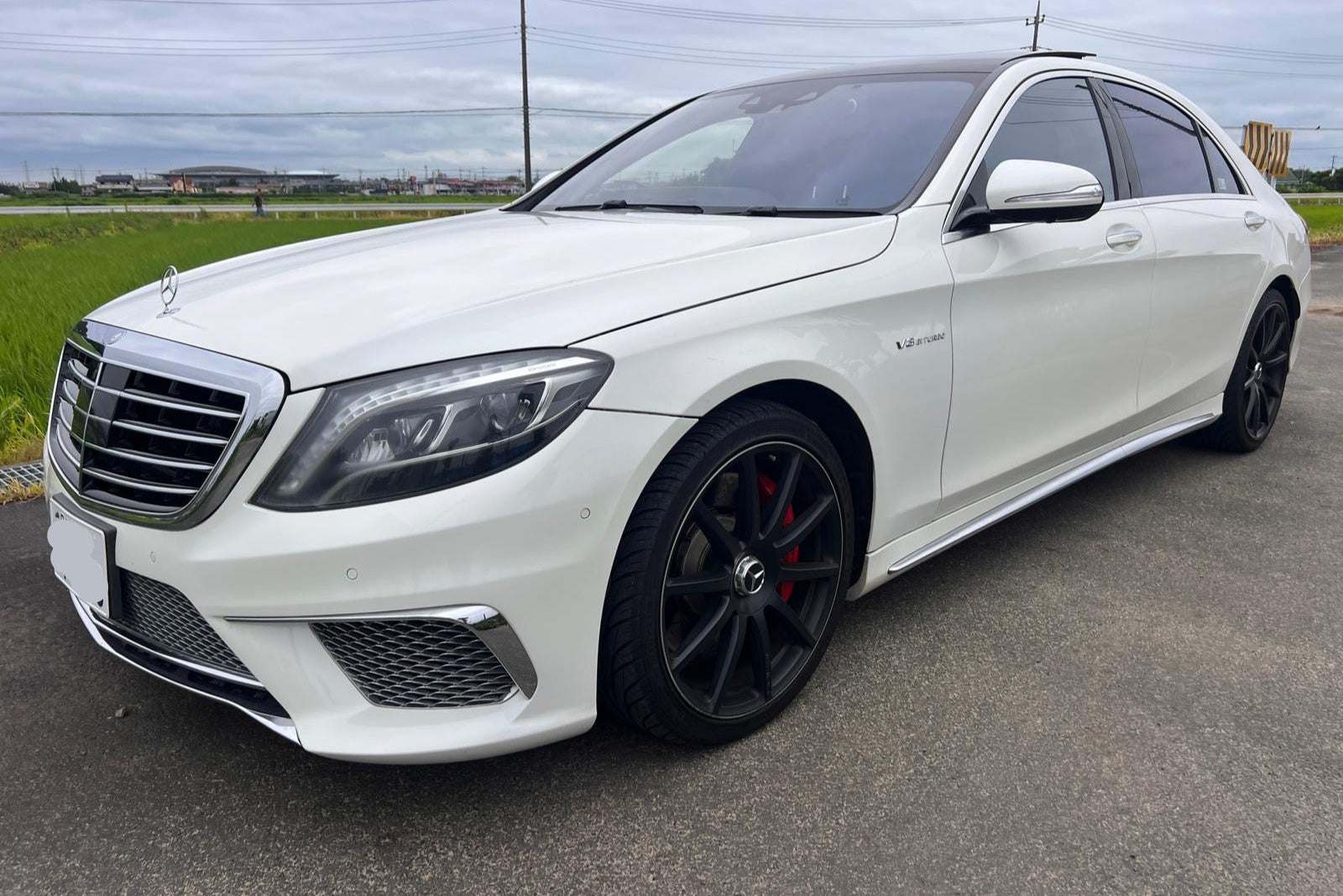 2022 Mercedes-Benz S63 AMG 4MATIC+ | Luxury Performance Sedan | White | Japan Stock