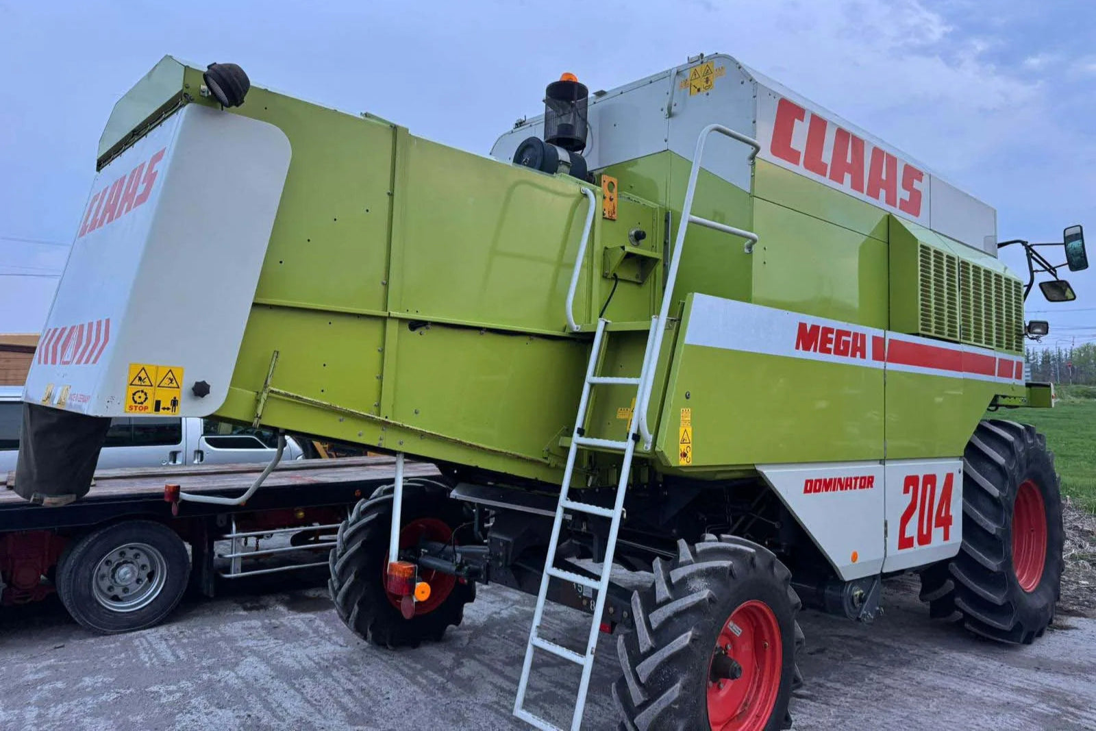 1998 CLAAS MEGA 204 DOMINATOR Harvester | 122HP Diesel